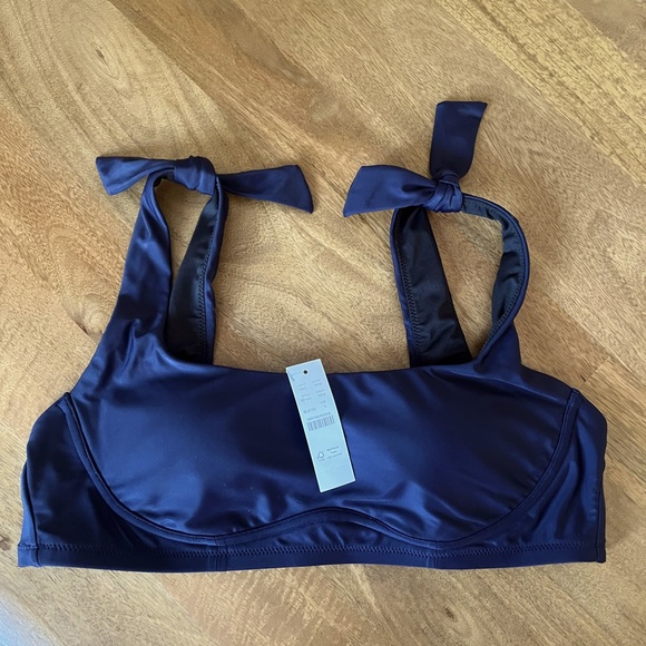 J Crew bandeau bikini top — navy size large — new with tags - Picture 1 of 2